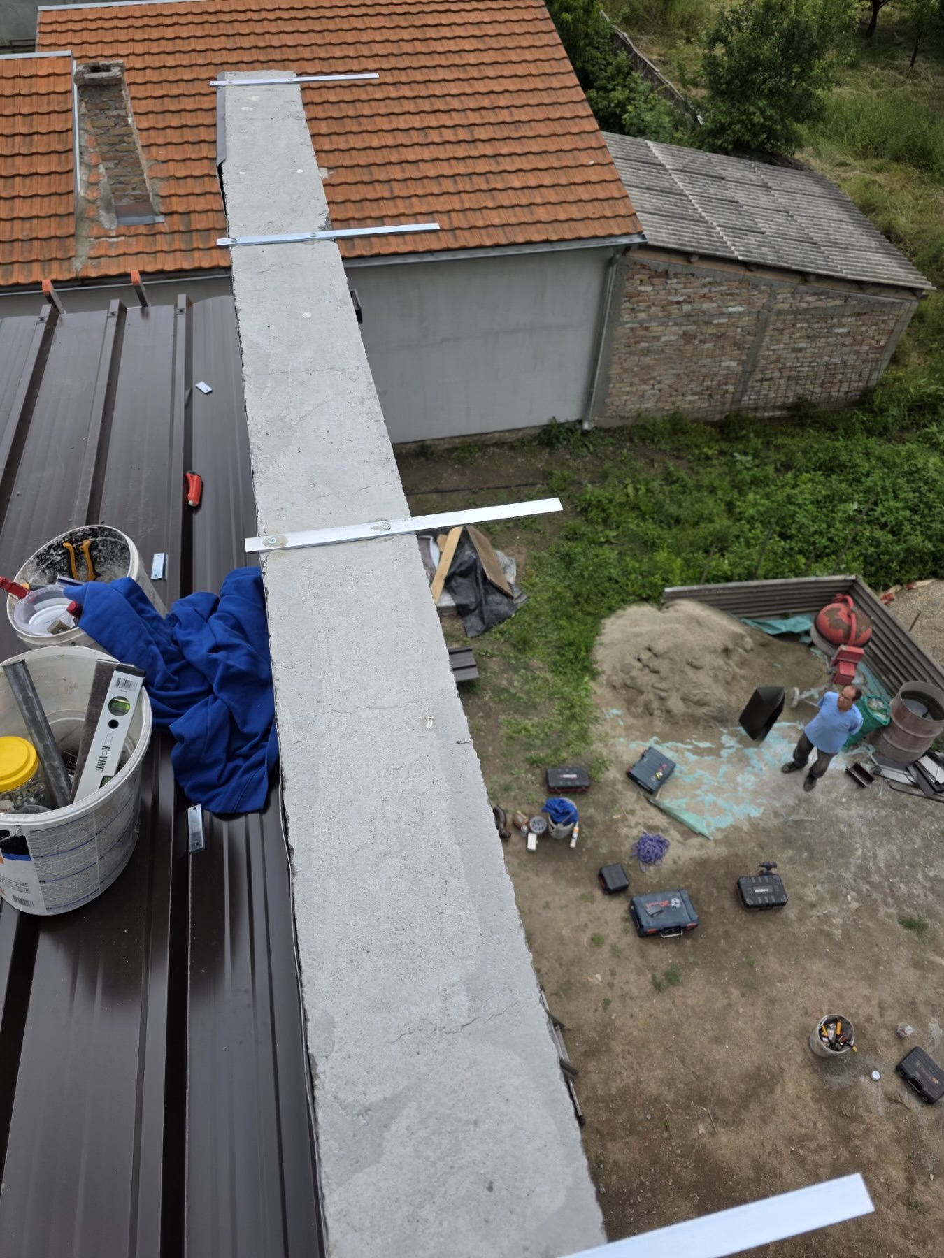  Limarski radovi sa fokusom na detalje krova