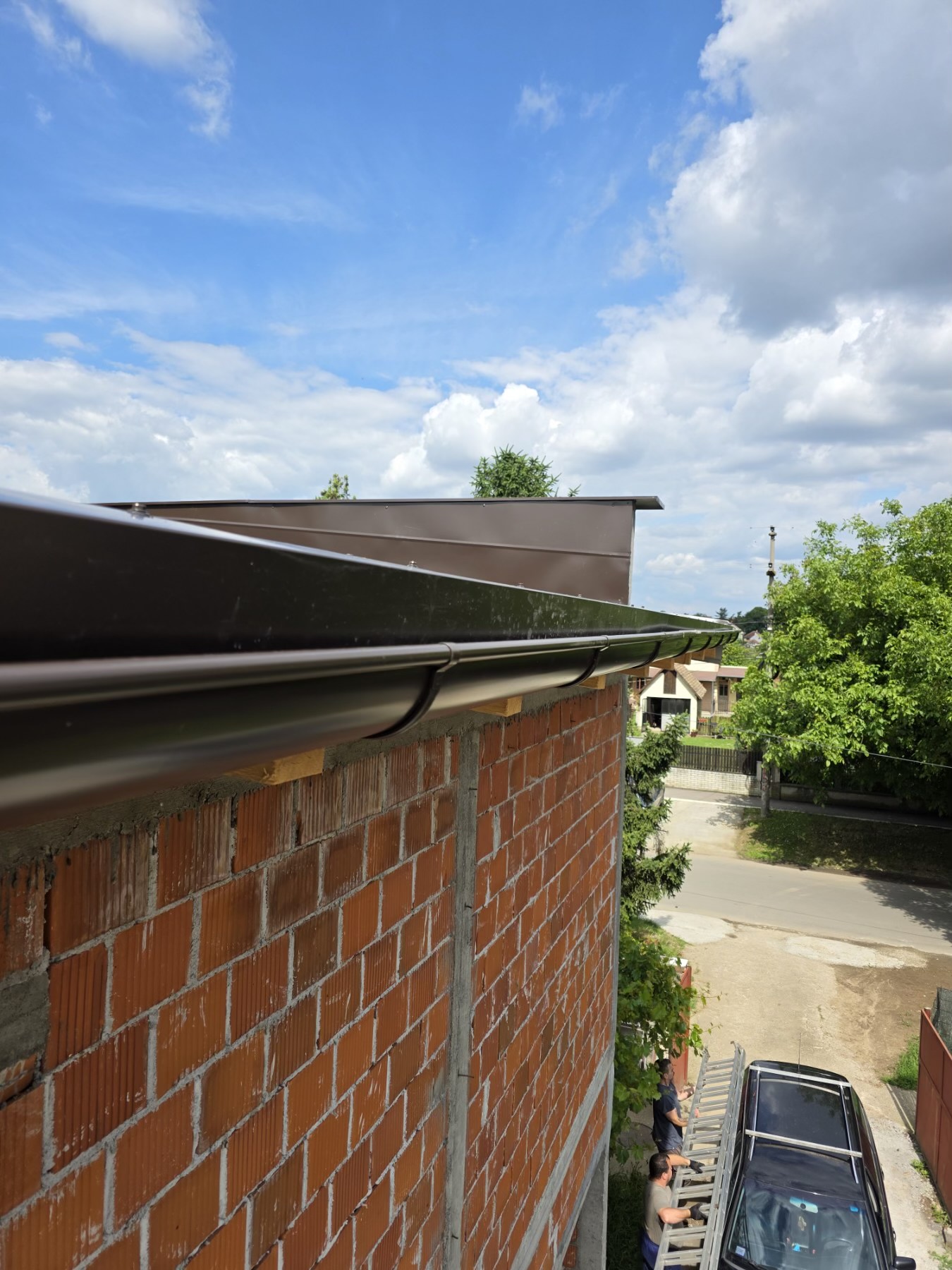  Limarski radovi sa fokusom na detalje krova