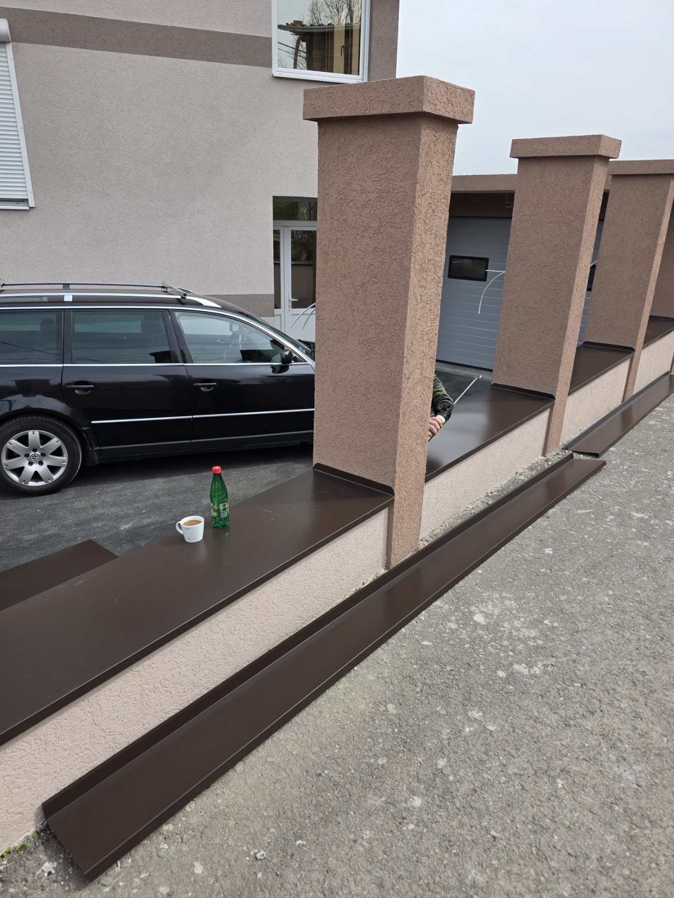 Zamena starog oluka novim pocinkovanim limom